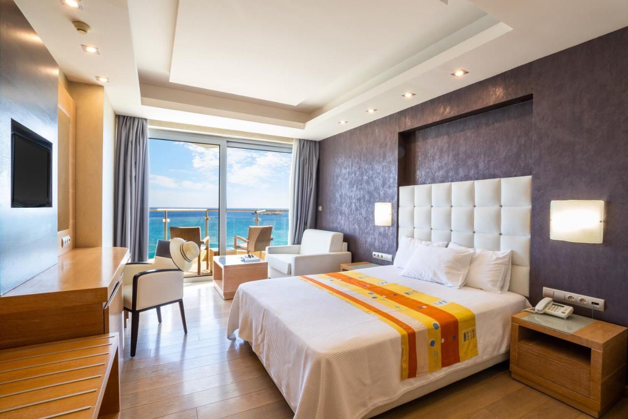 Konstantinos Palace Kárpathosz Kültér fotó