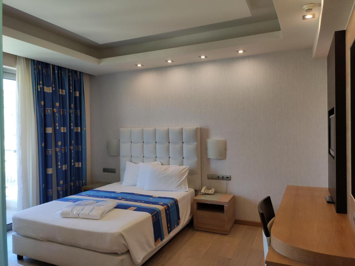 Konstantinos Palace Kárpathosz Kültér fotó